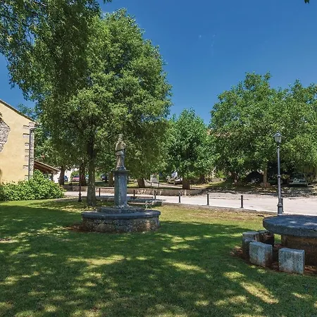 Holiday home Awesome In With Outdoor Swimming Pool Pazin